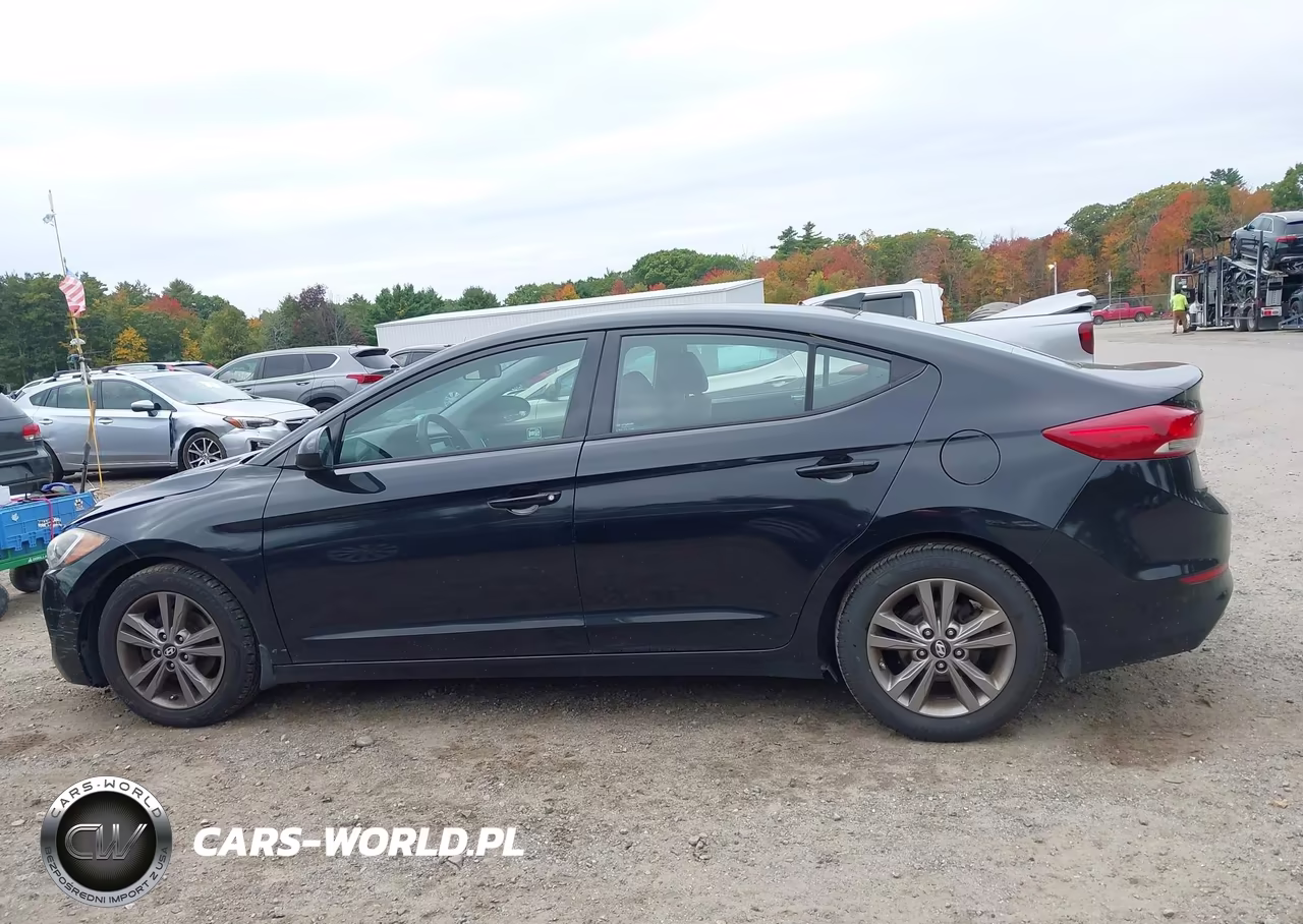2018 Hyundai Elantra Sel VIN:5NPD84LF6JH249165 - 14