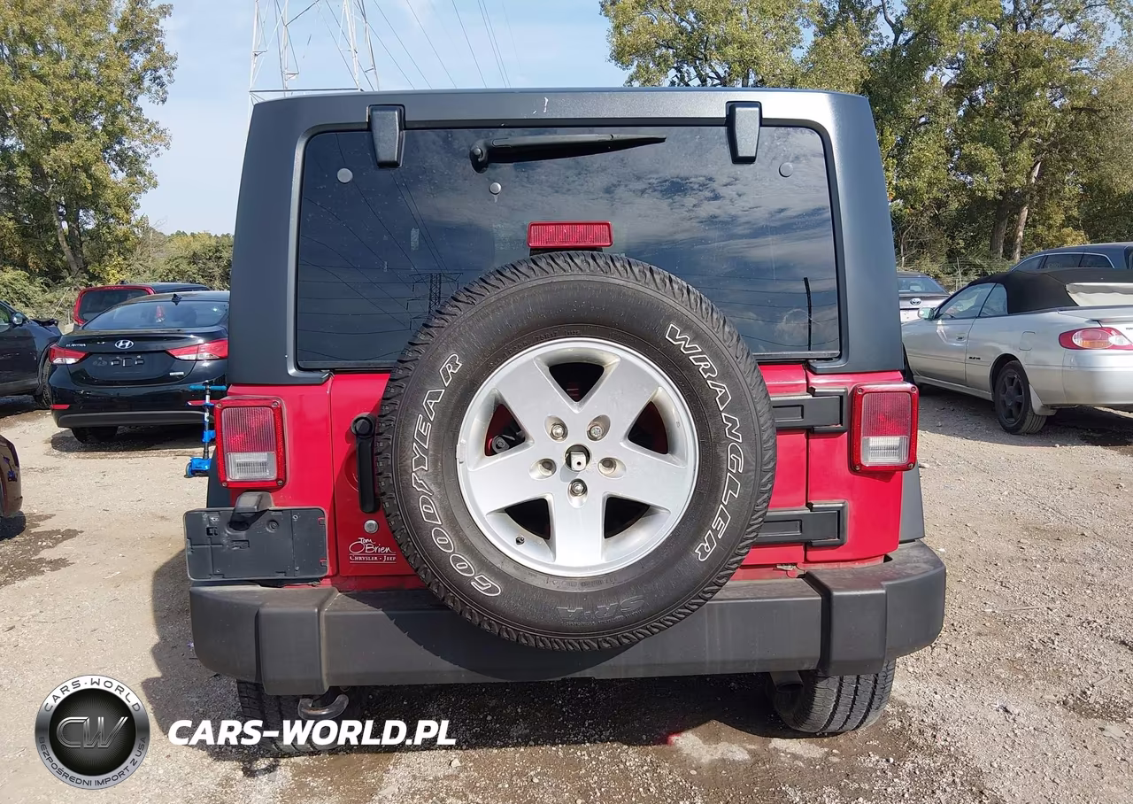 2011 Jeep Wrangler Sport VIN:1J4AA2D18BL574017 - 16