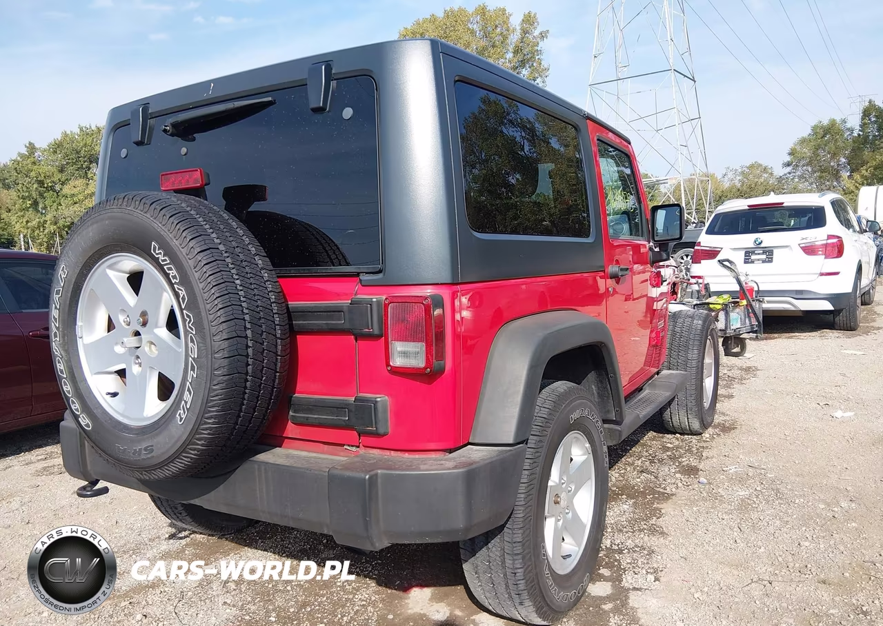 2011 Jeep Wrangler Sport VIN:1J4AA2D18BL574017 - 4