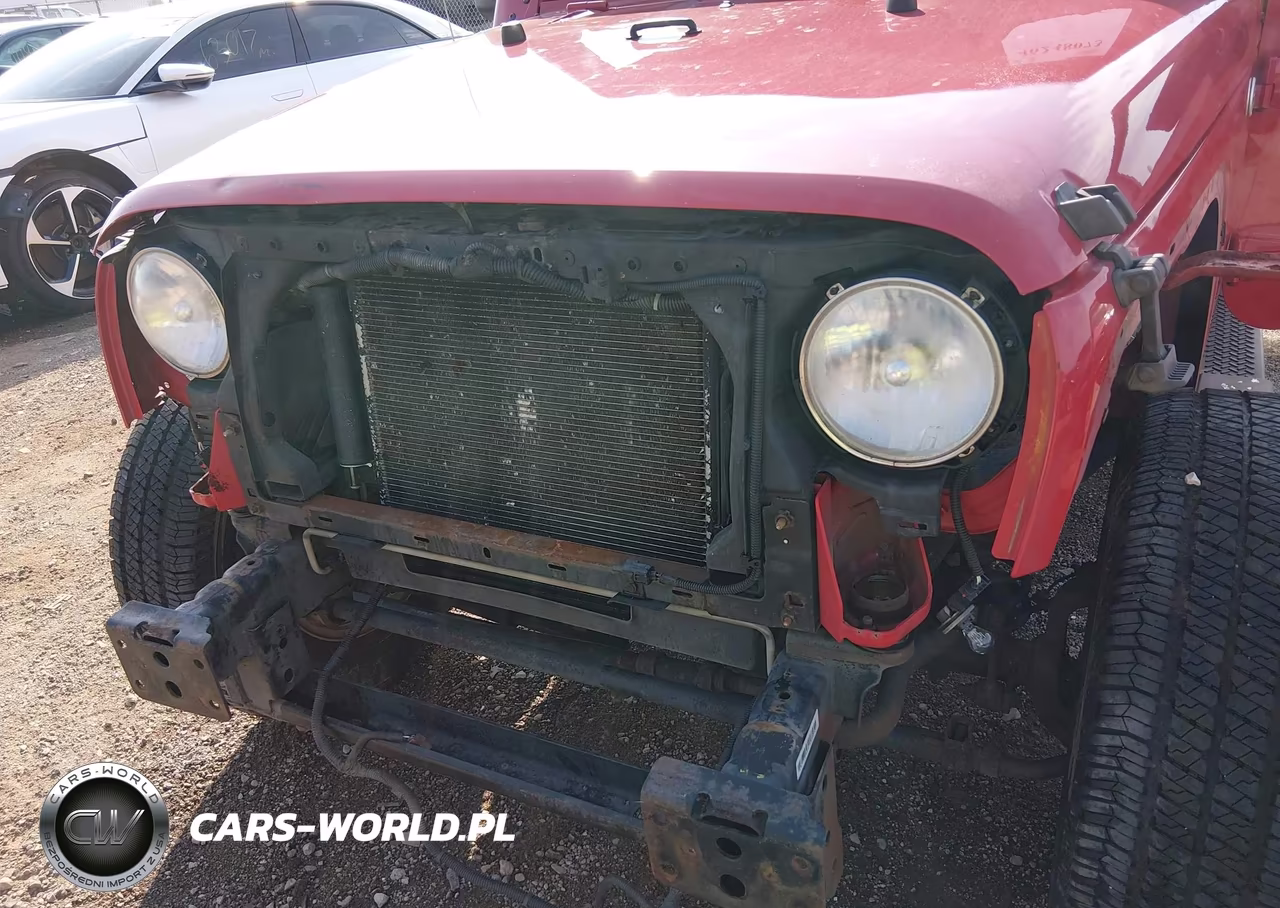 2011 Jeep Wrangler Sport VIN:1J4AA2D18BL574017 - 6