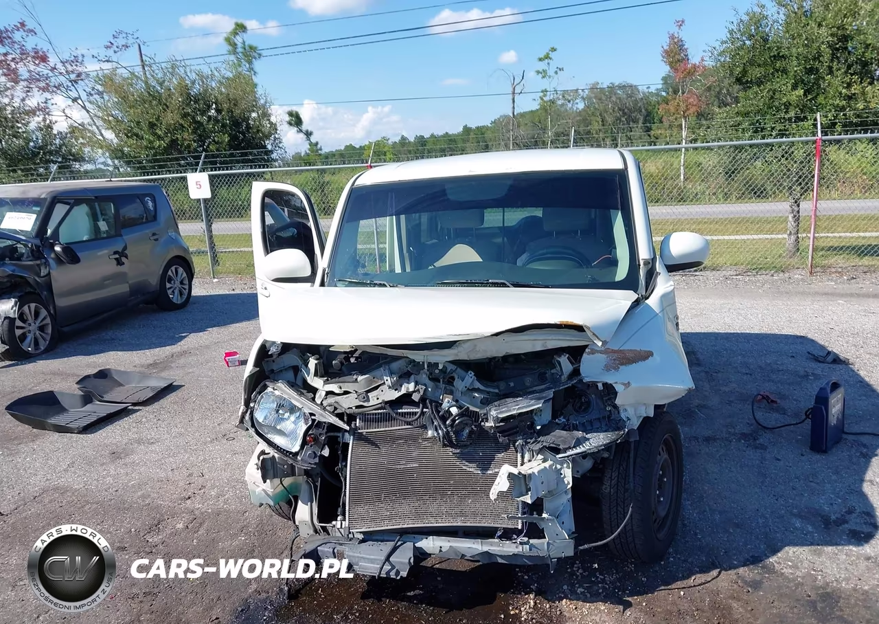 2010 Nissan Cube 1.8S VIN:JN8AZ2KR1AT162015 - 12