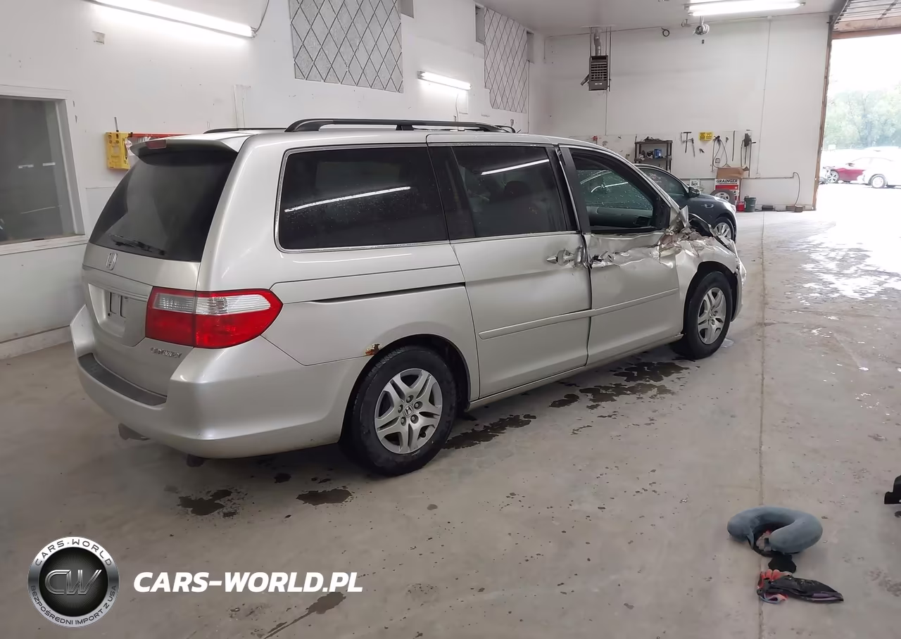 2005 Honda Odyssey Ex-L VIN:5FNRL38705B092723 - 4