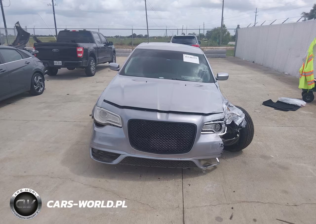 2016 Chrysler 300 Limited VIN:2C3CCAAG3GH313687 - 12