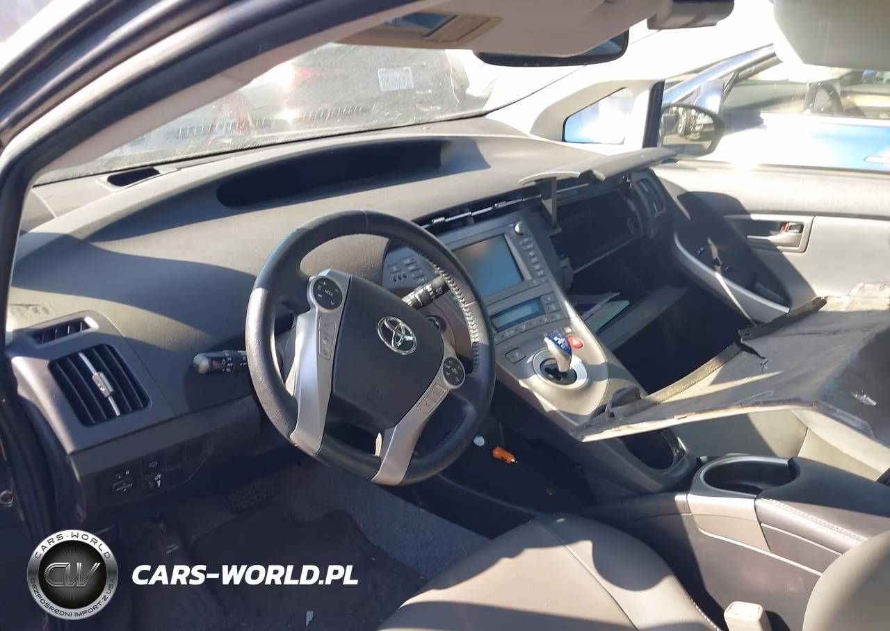 2015 Toyota Prius Five VIN:JTDKN3DU4F1912559 - 5