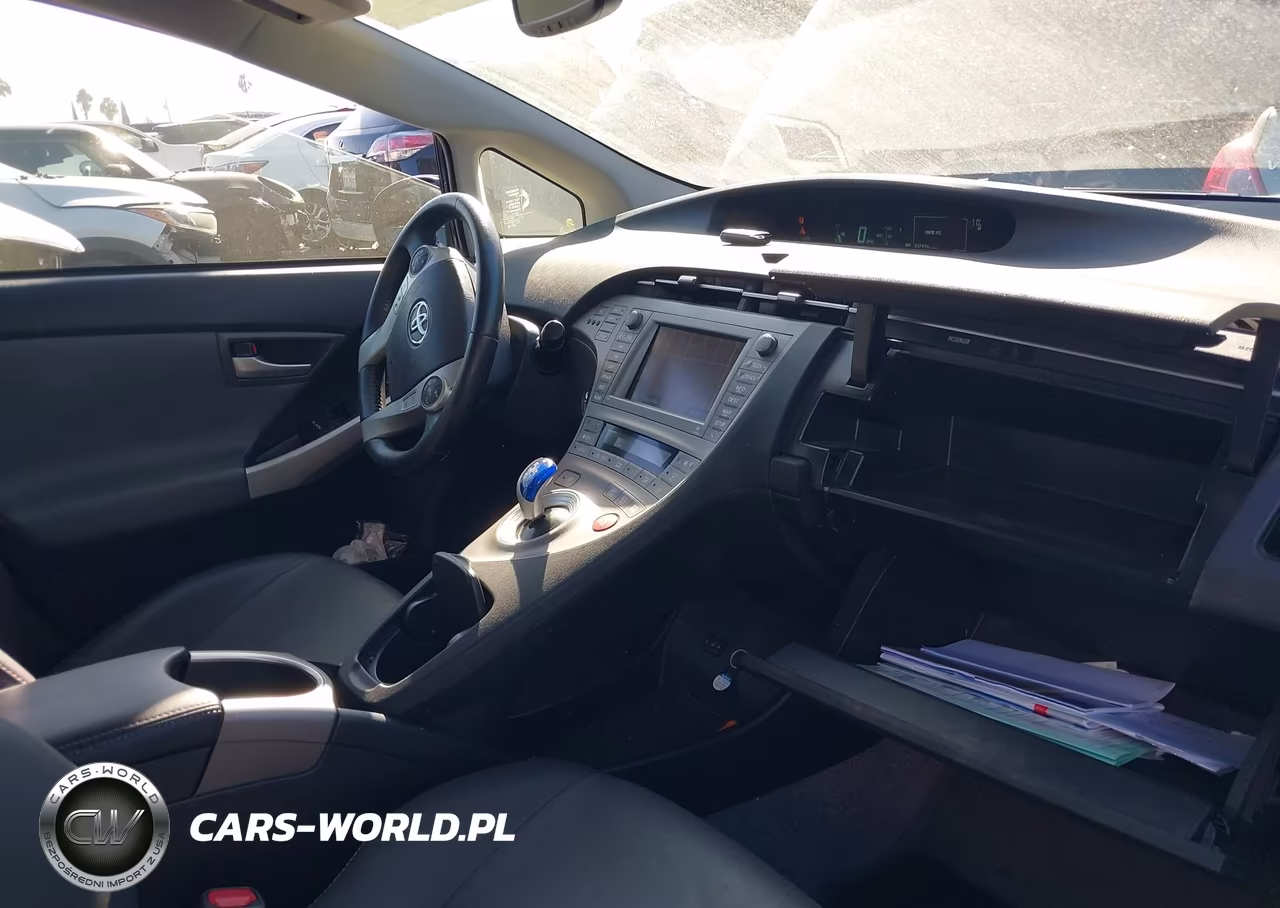 2015 Toyota Prius Five VIN:JTDKN3DU4F1912559 - 8