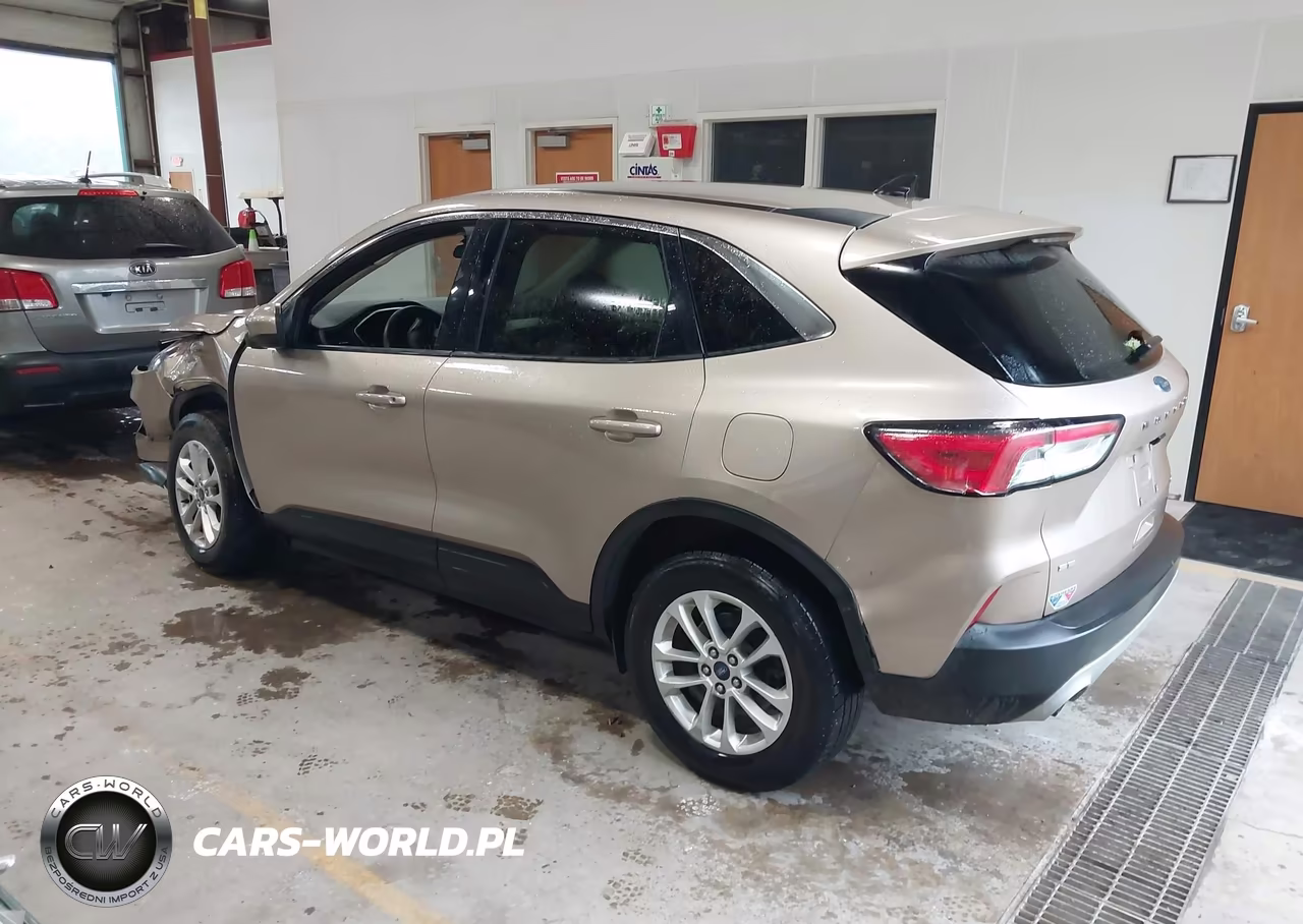 2020 Ford Escape Se VIN:1FMCU9G64LUB30162 - 3