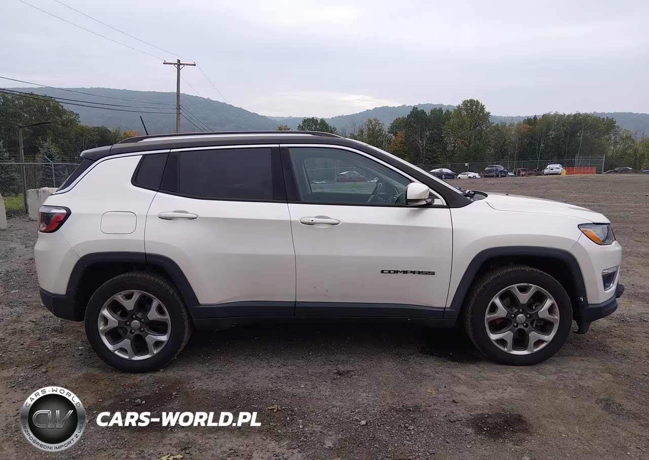 2018 Jeep Compass Limited 4X4 VIN:3C4NJDCB7JT315048 - 13