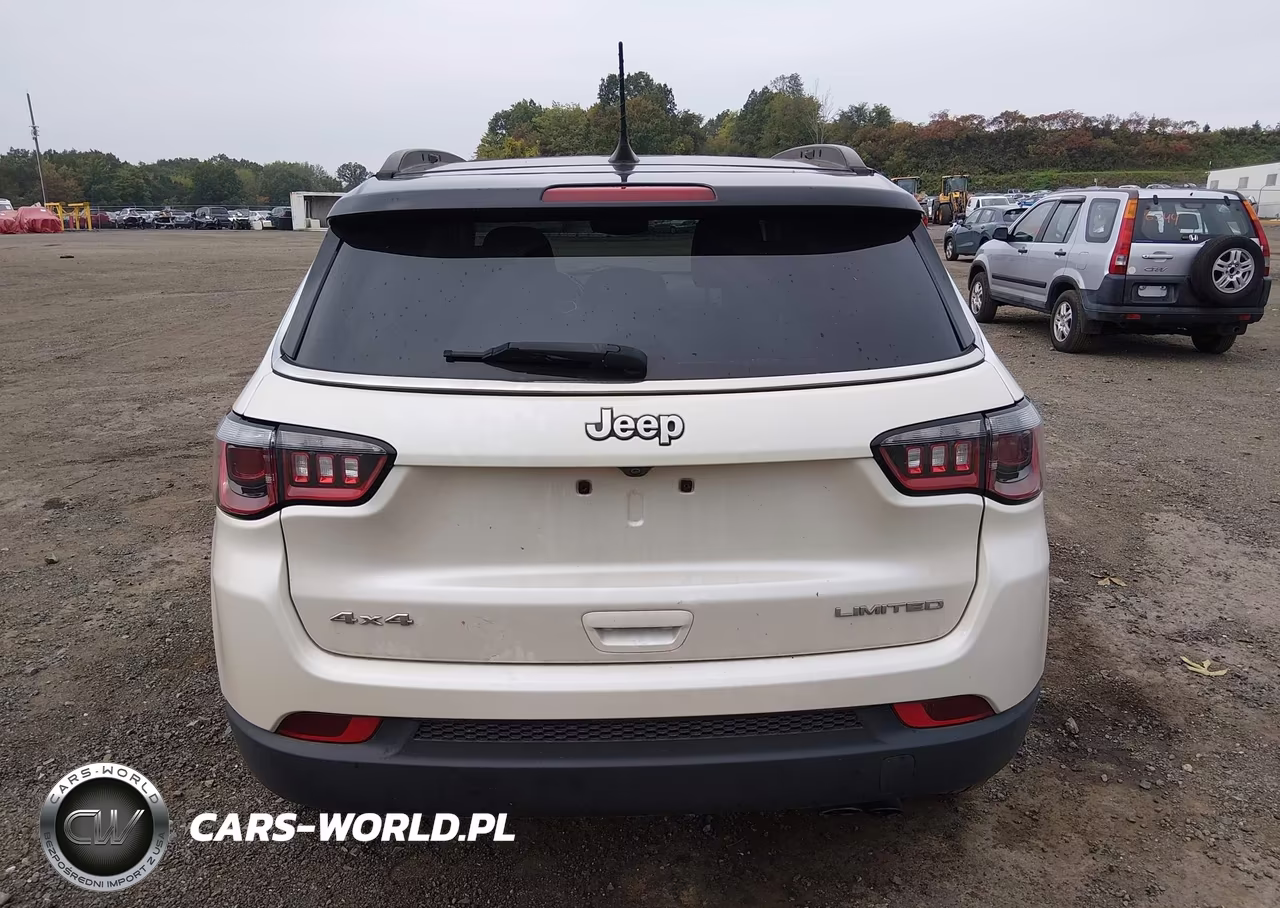 2018 Jeep Compass Limited 4X4 VIN:3C4NJDCB7JT315048 - 16