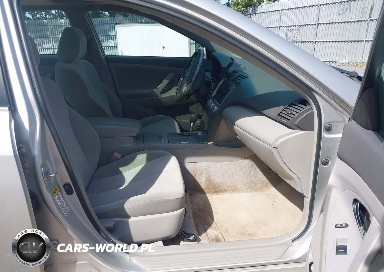 2011 Toyota Camry Le VIN:4T1BF3EKXBU215749 - 5