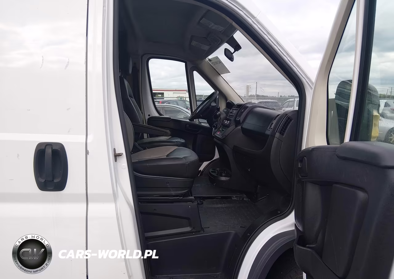 2017 Ram Promaster 1500 Low Roof 136 Wb VIN:3C6TRVAG9HE536404 - 5