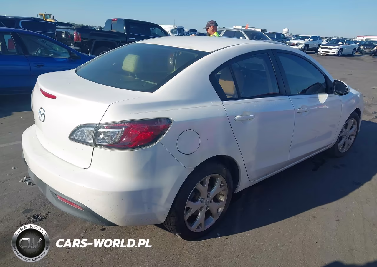 2010 Mazda Mazda3 I Touring VIN:JM1BL1SF5A1149118 - 4