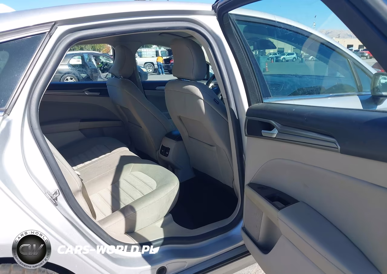 2019 Ford Fusion Se VIN:3FA6P0HD4KR135830 - 8