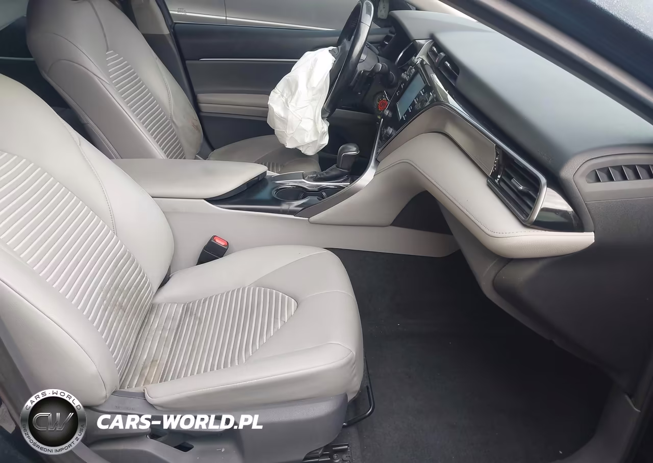 2019 Toyota Camry Se VIN:4T1B11HK0KU687358 - 5