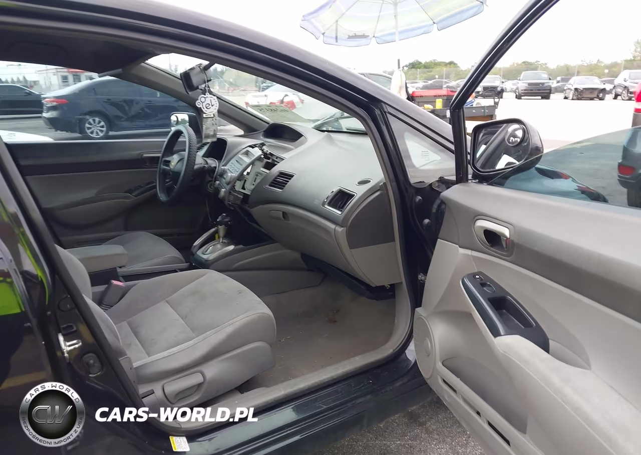 2008 Honda Civic Lx VIN:2HGFA16558H335084 - 5