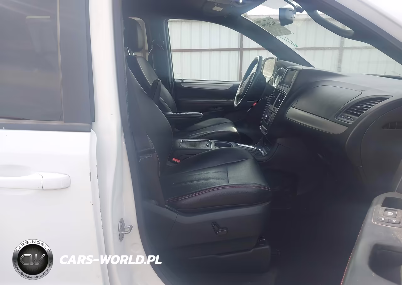 2017 Dodge Grand Caravan Gt VIN:2C4RDGEG6HR672317 - 5