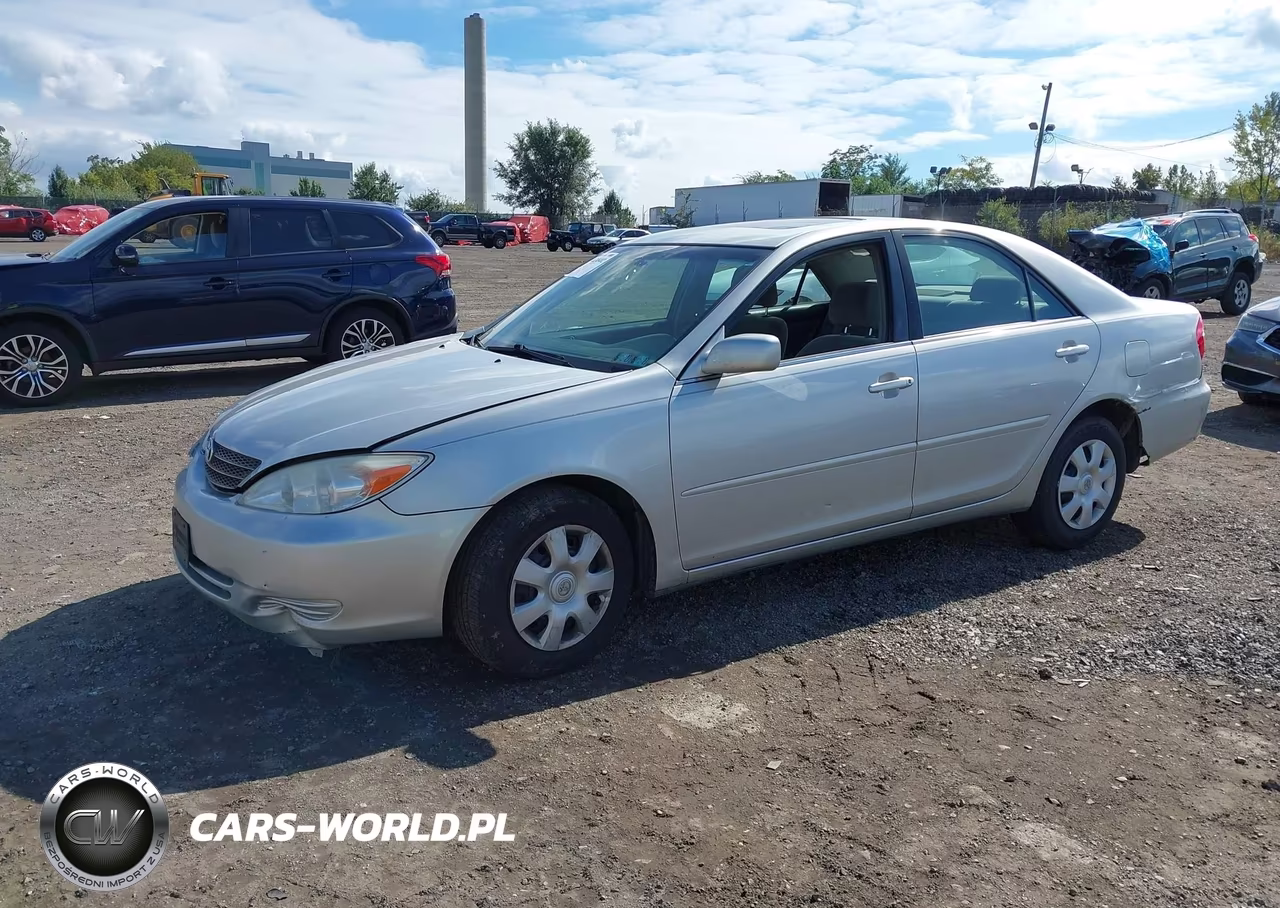 2002 Toyota Camry Le VIN:4T1BE32K92U601263 - 2