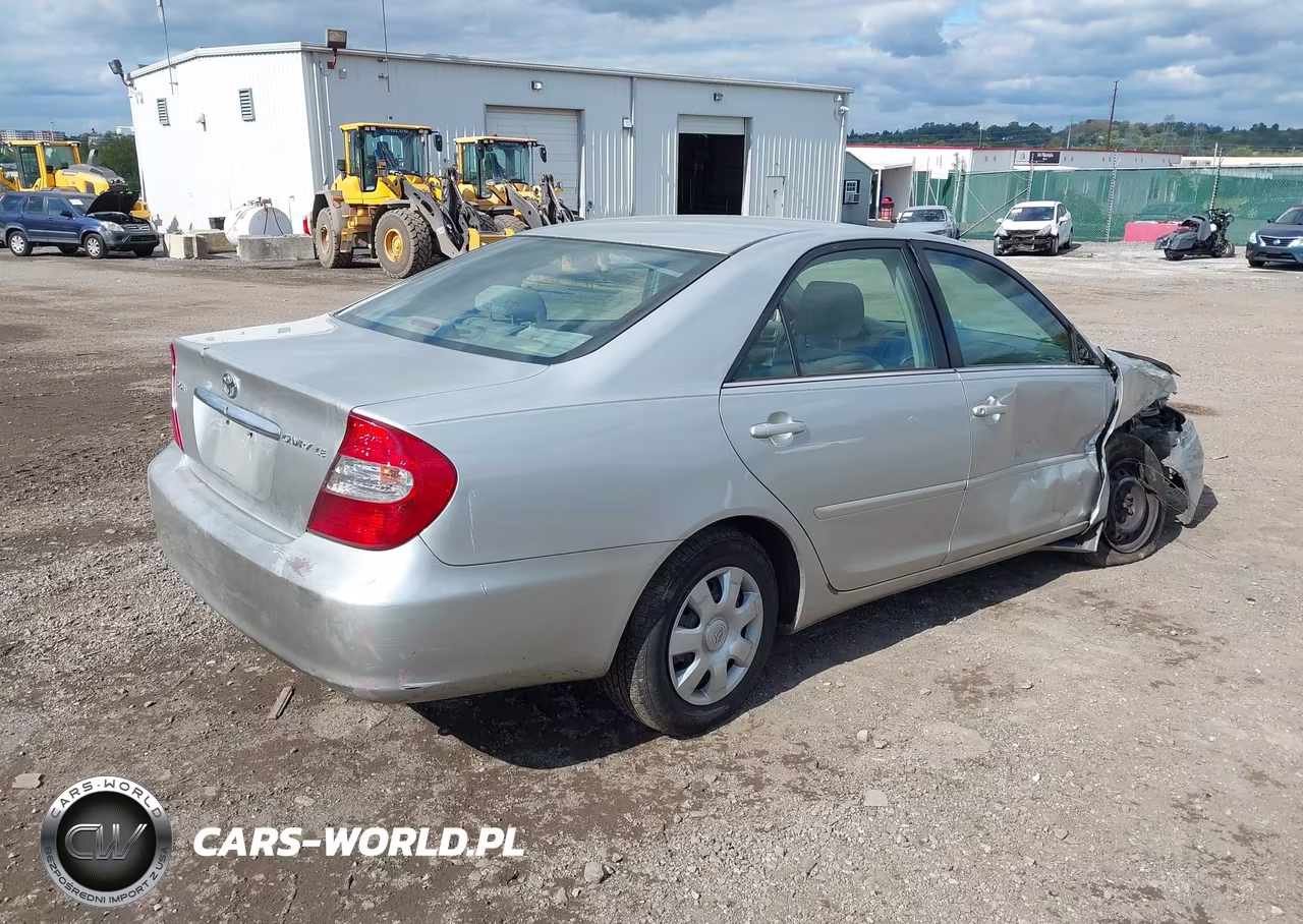 2002 Toyota Camry Le VIN:4T1BE32K92U601263 - 4