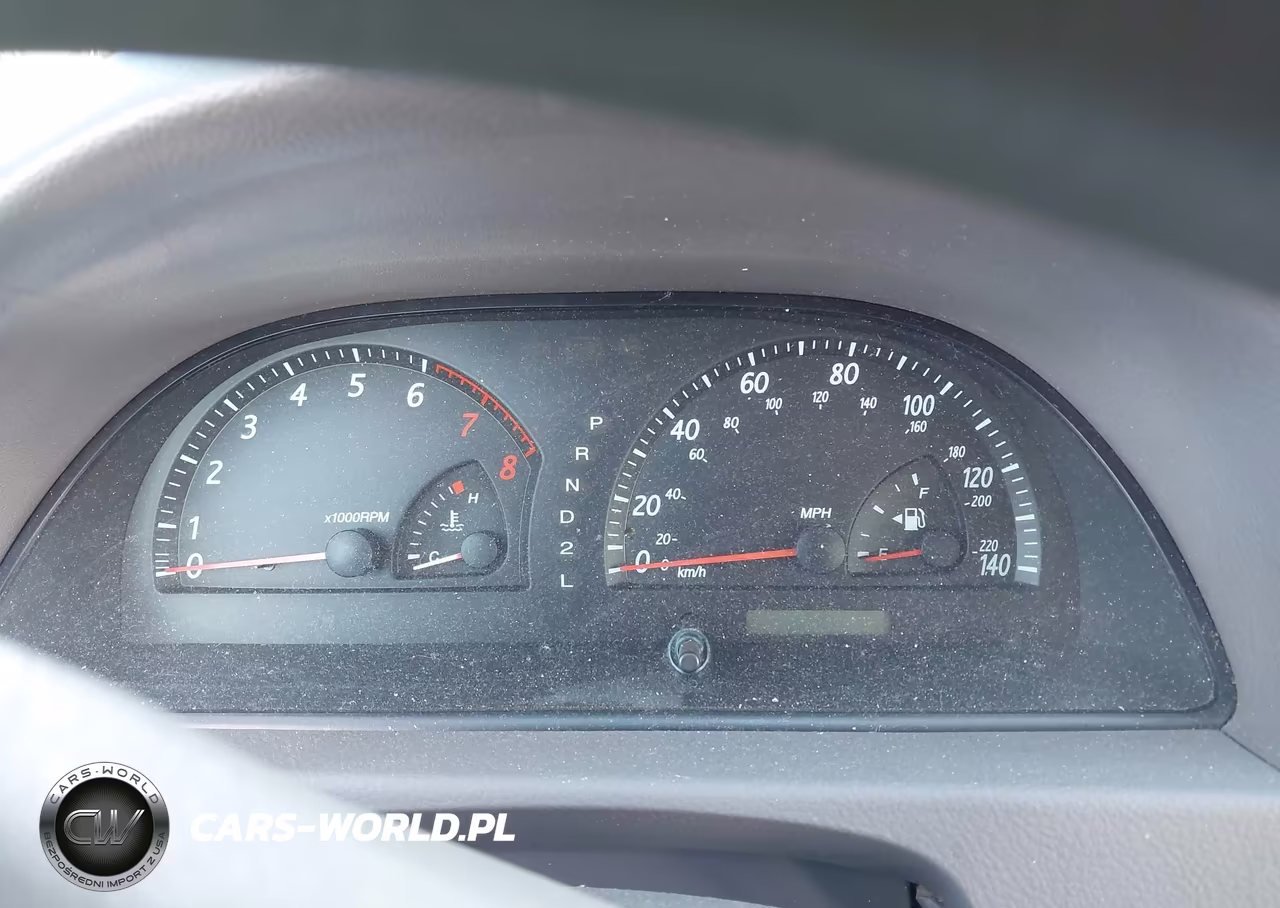 2002 Toyota Camry Le VIN:4T1BE32K92U601263 - 7