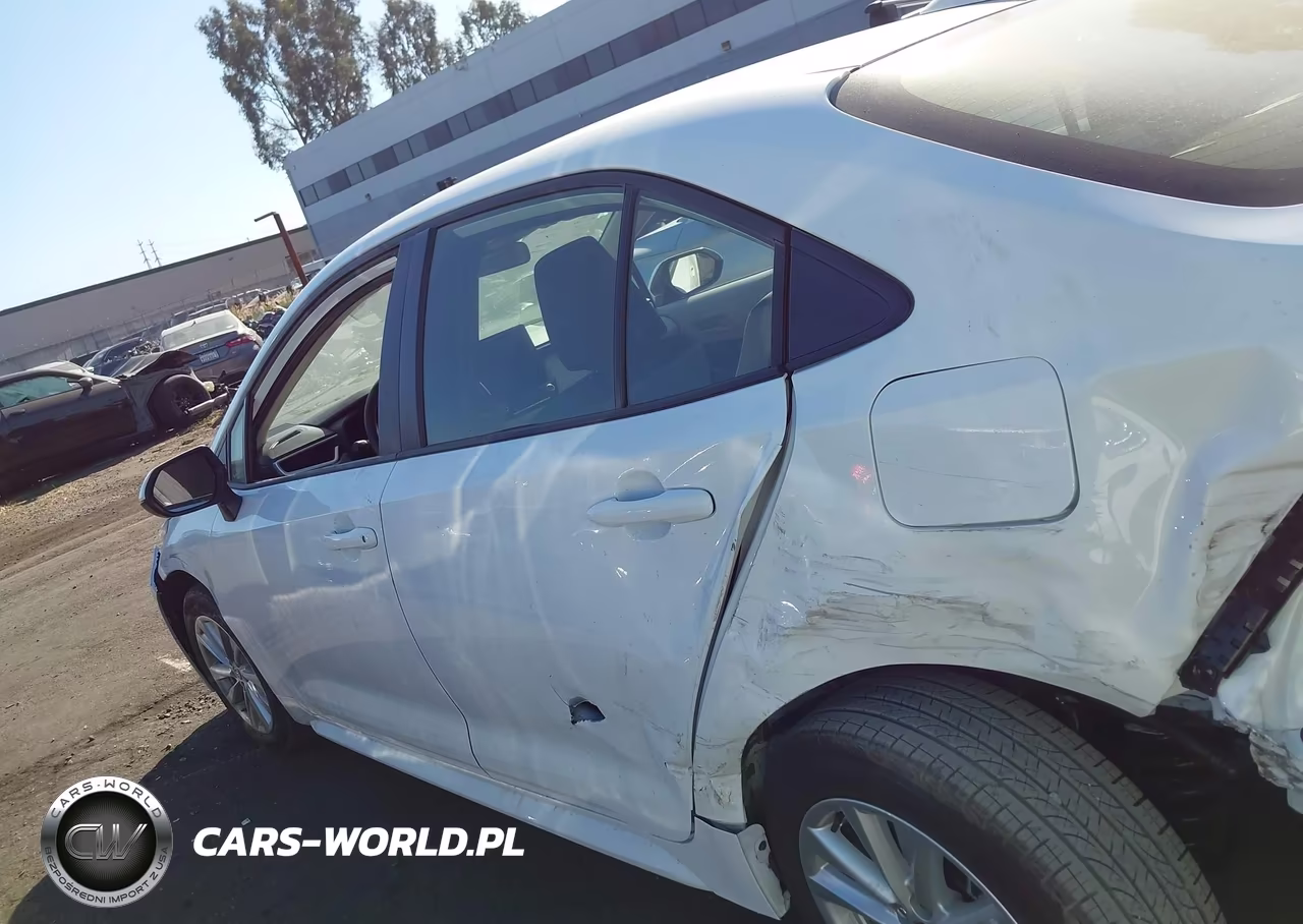 2026 Toyota Corolla Hybrid Hybrid Le VIN:JTDBCMFEXT3131238 - 14