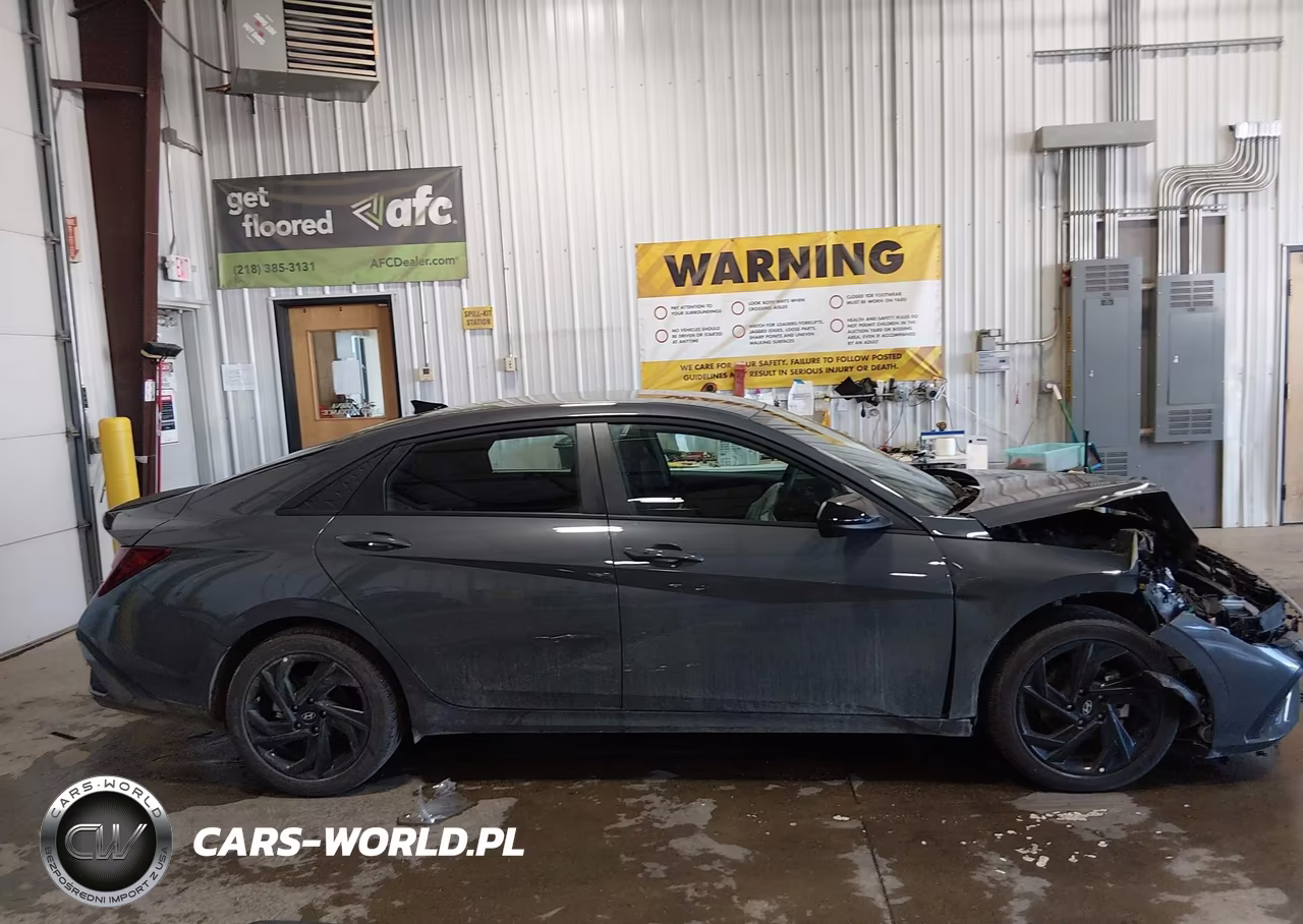 2026 Hyundai Elantra Sel Sport VIN:KMHLM4DG5TU226365 - 14