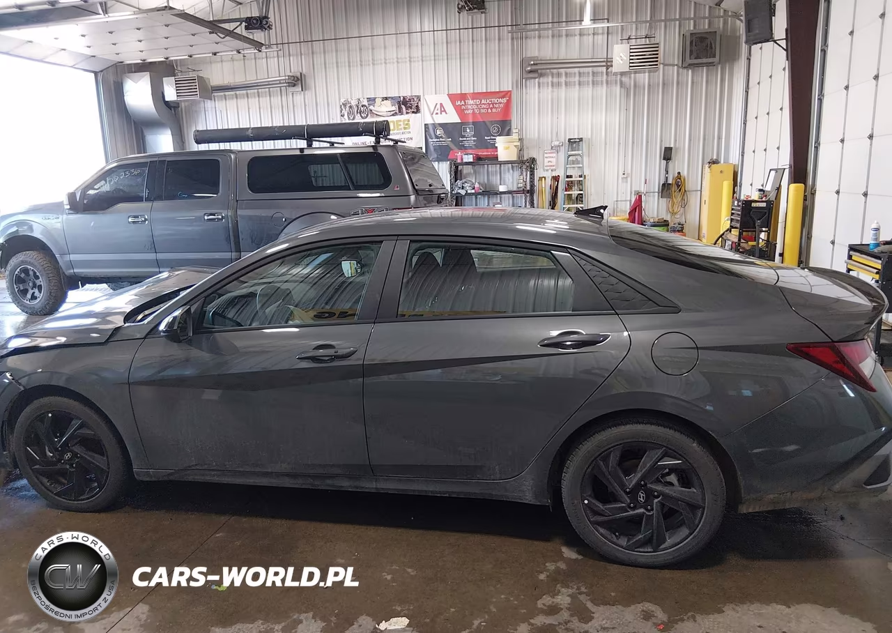 2026 Hyundai Elantra Sel Sport VIN:KMHLM4DG5TU226365 - 15