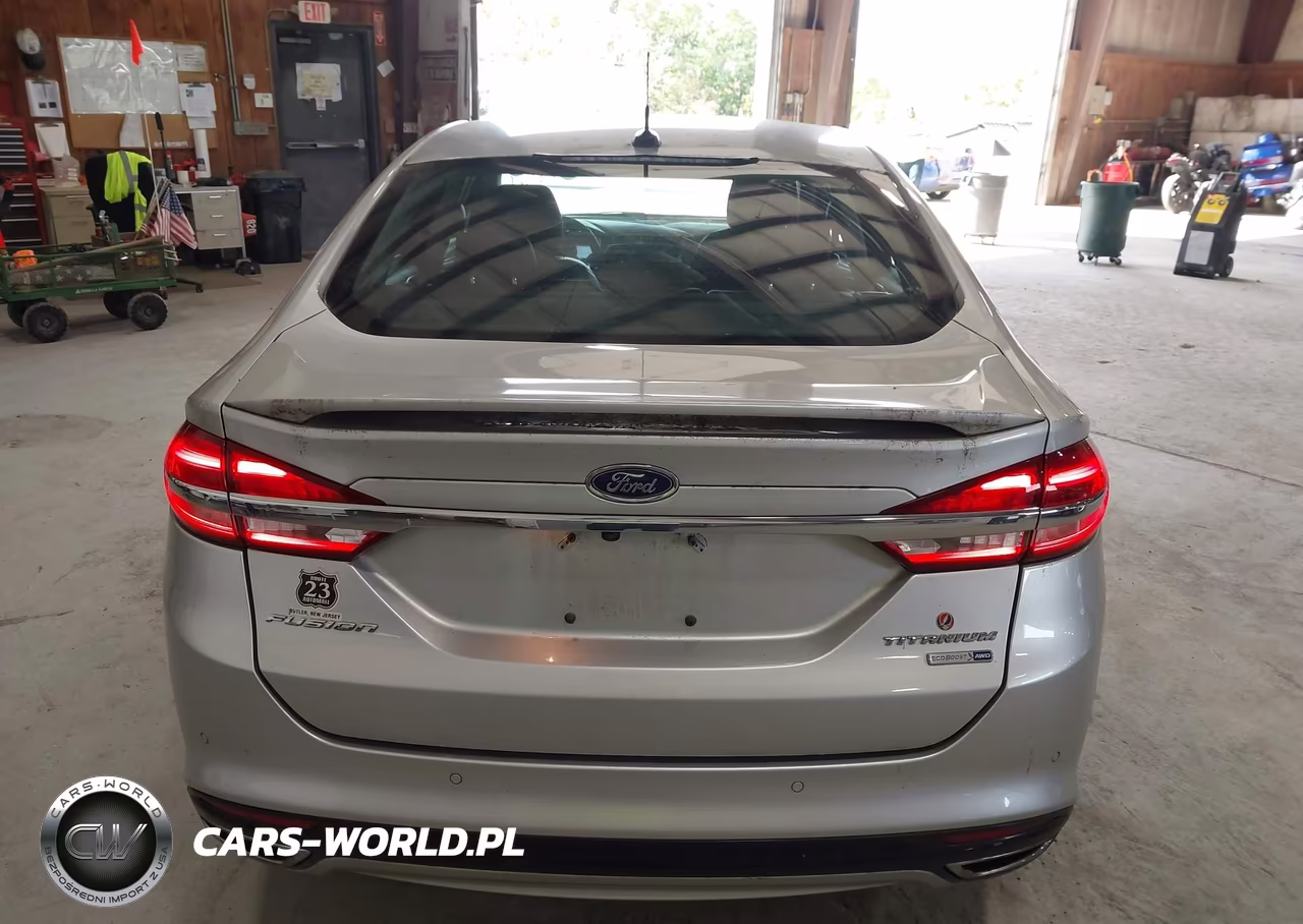 2017 Ford Fusion Titanium VIN:3FA6P0D95HR330944 - 16