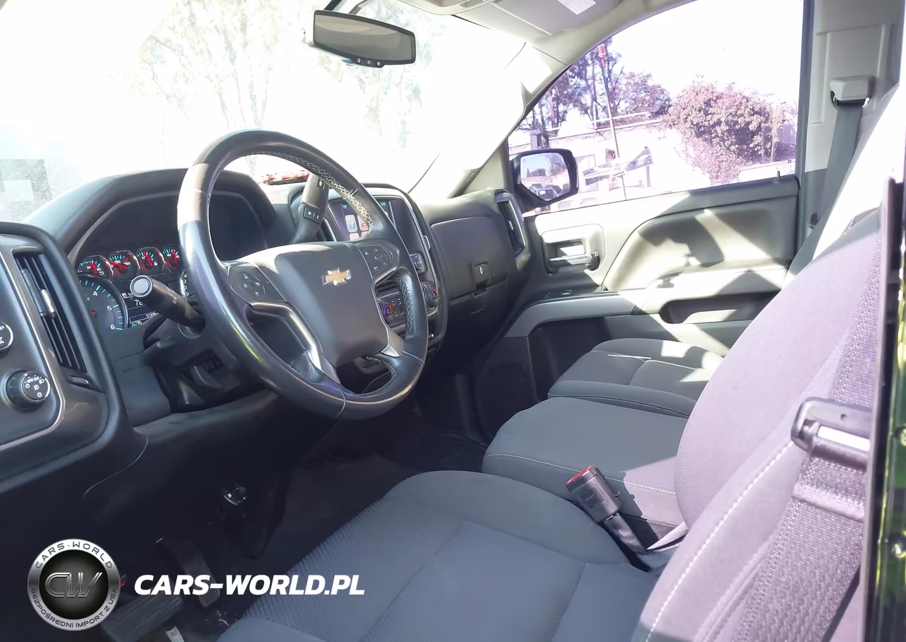 2018 Chevrolet Silverado 1500 2Lt VIN:3GCUKREC8JG488159 - 17