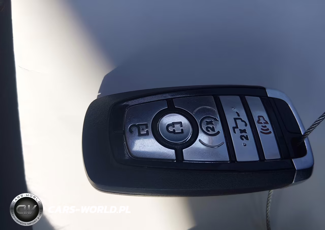 2022 Ford F-150 Platinum VIN:1FTFW1E81NFA40430 - 11