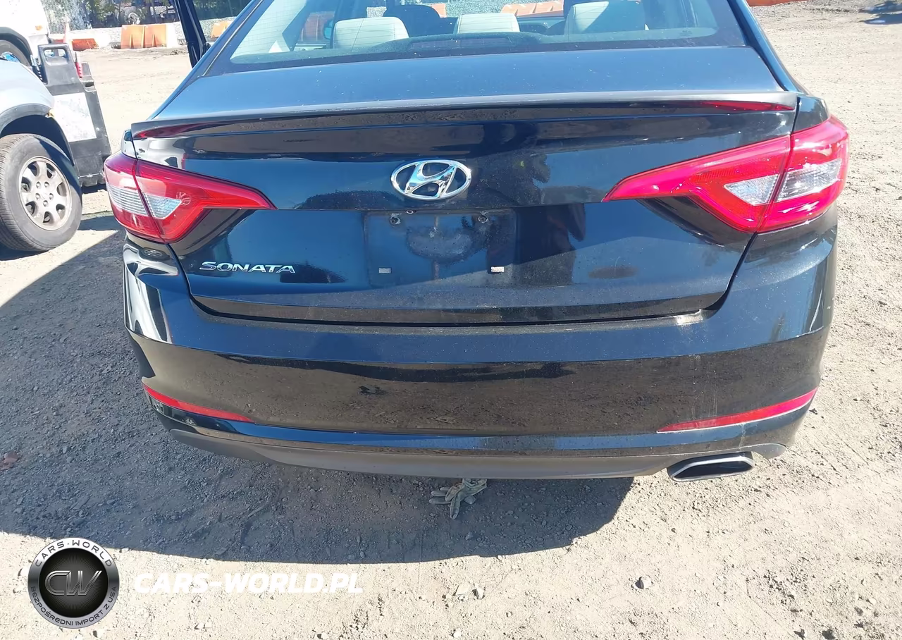 2015 Hyundai Sonata Se VIN:5NPE24AF2FH223159 - 16
