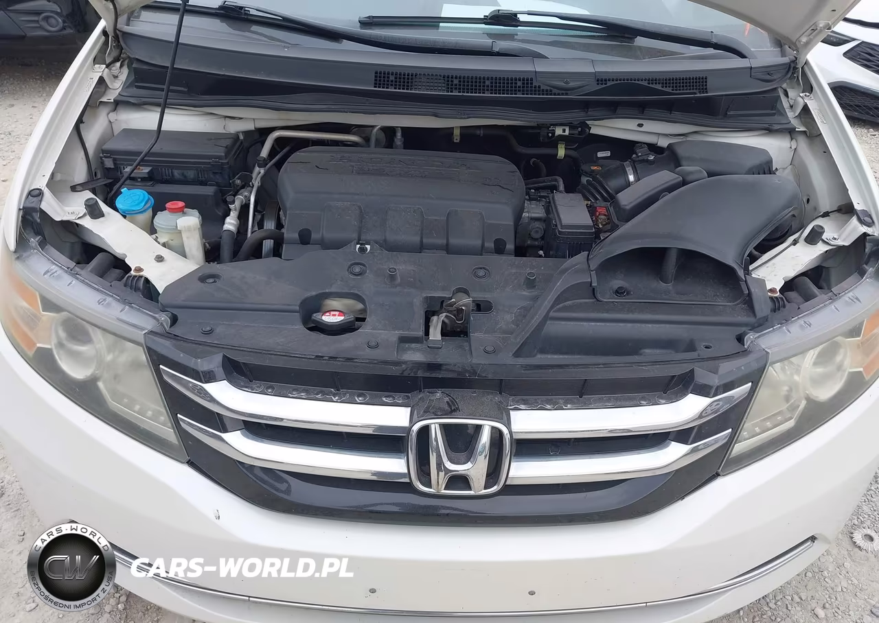 2015 Honda Odyssey Ex-L VIN:5FNRL5H61FB015752 - 10