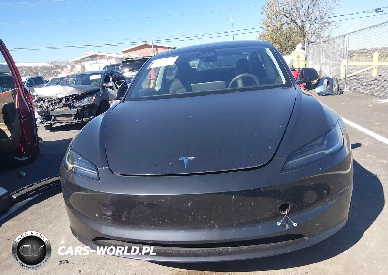 2025 Tesla Model 3 VIN:5YJ3E1EA1SF066258 - 6