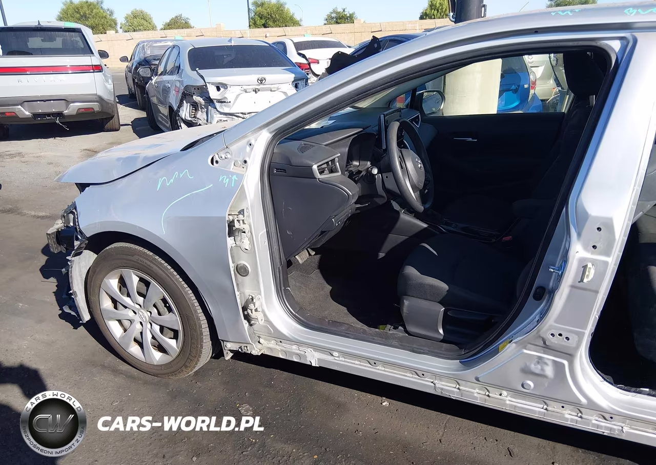 2020 Toyota Corolla Le VIN:JTDEPRAE8LJ110857 - 5