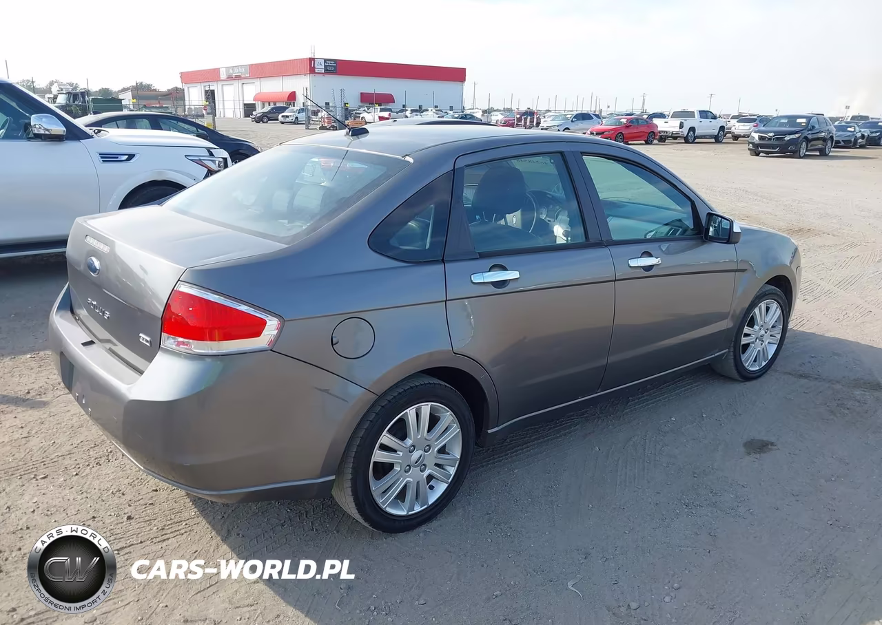 2010 Ford Focus Sel VIN:1FAHP3HN9AW231208 - 4