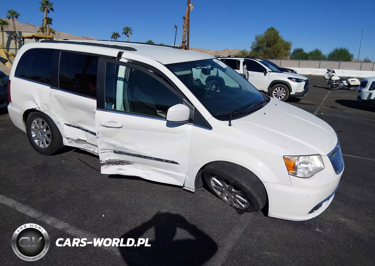 2012 Chrysler Town & Country Touring