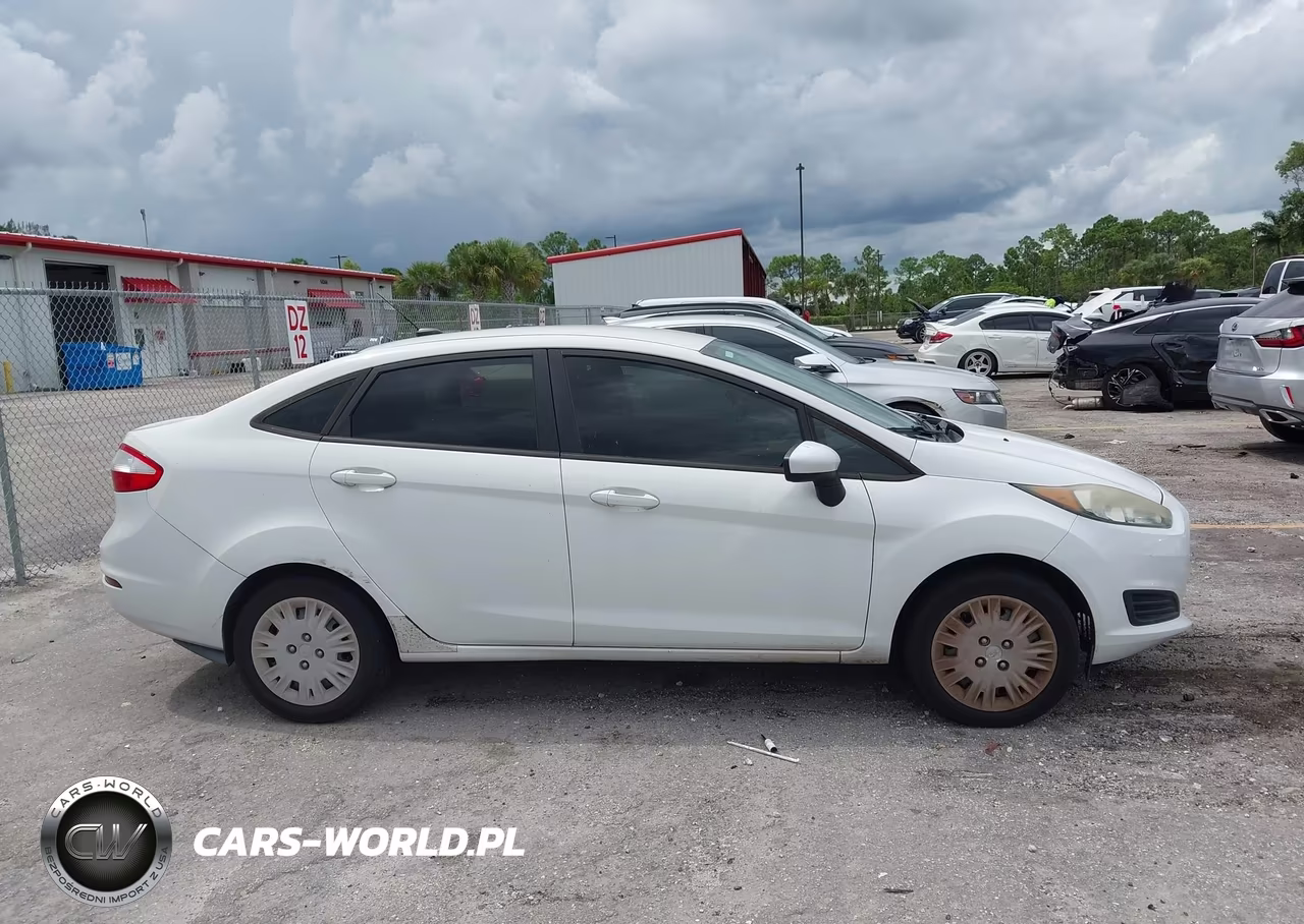 2016 Ford Fiesta S VIN:3FADP4AJ9GM142470 - 13