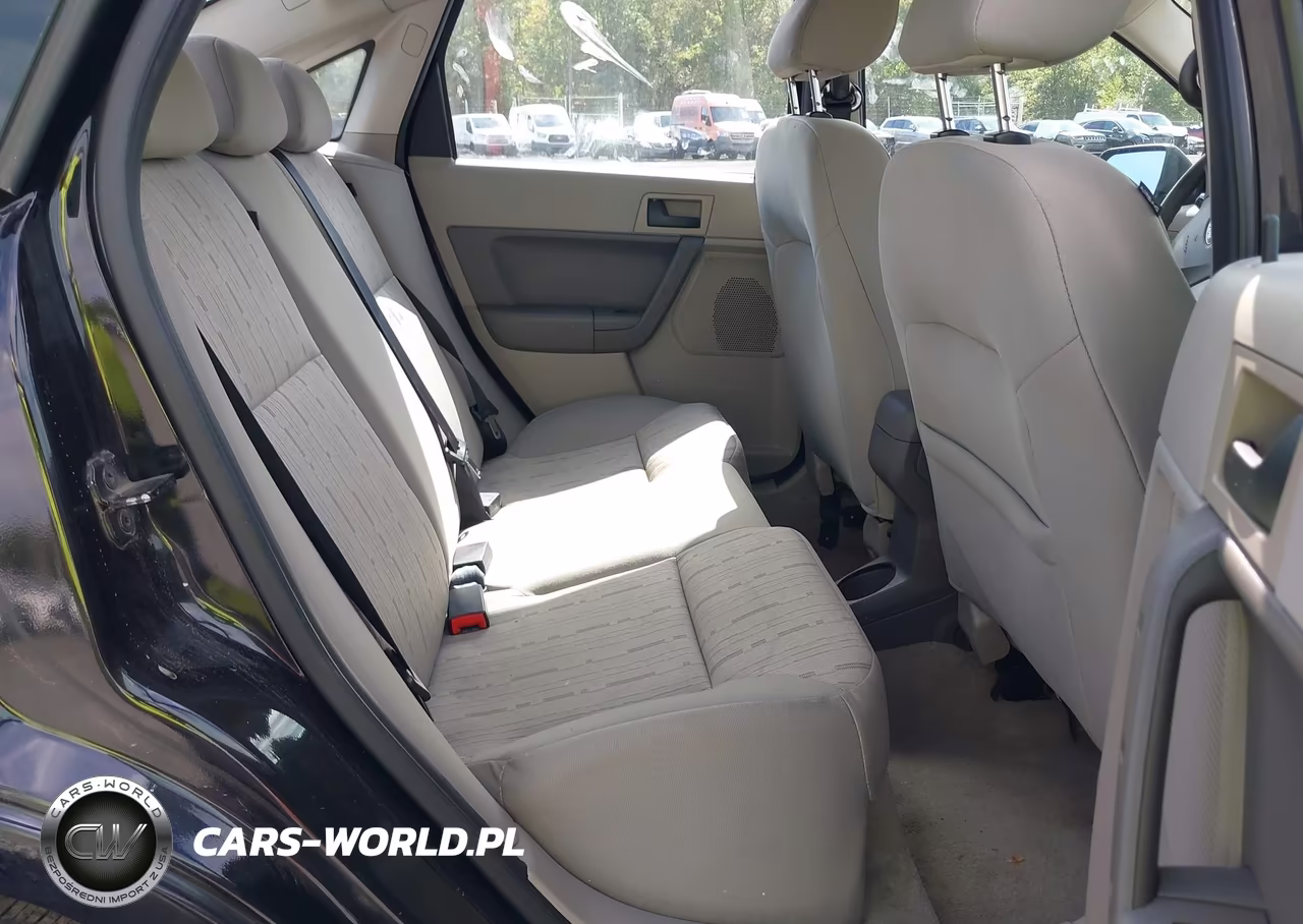 2011 Ford Focus Se VIN:1FAHP3FN7BW132343 - 8