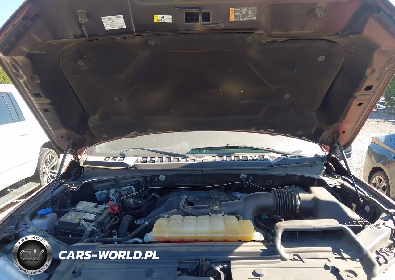 2018 Ford F-150 Xlt VIN:1FTEW1CPXJFA13856 - 10