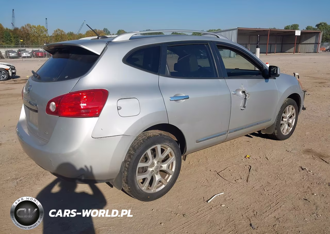 2011 Nissan Rogue Sv VIN:JN8AS5MT4BW570958 - 4