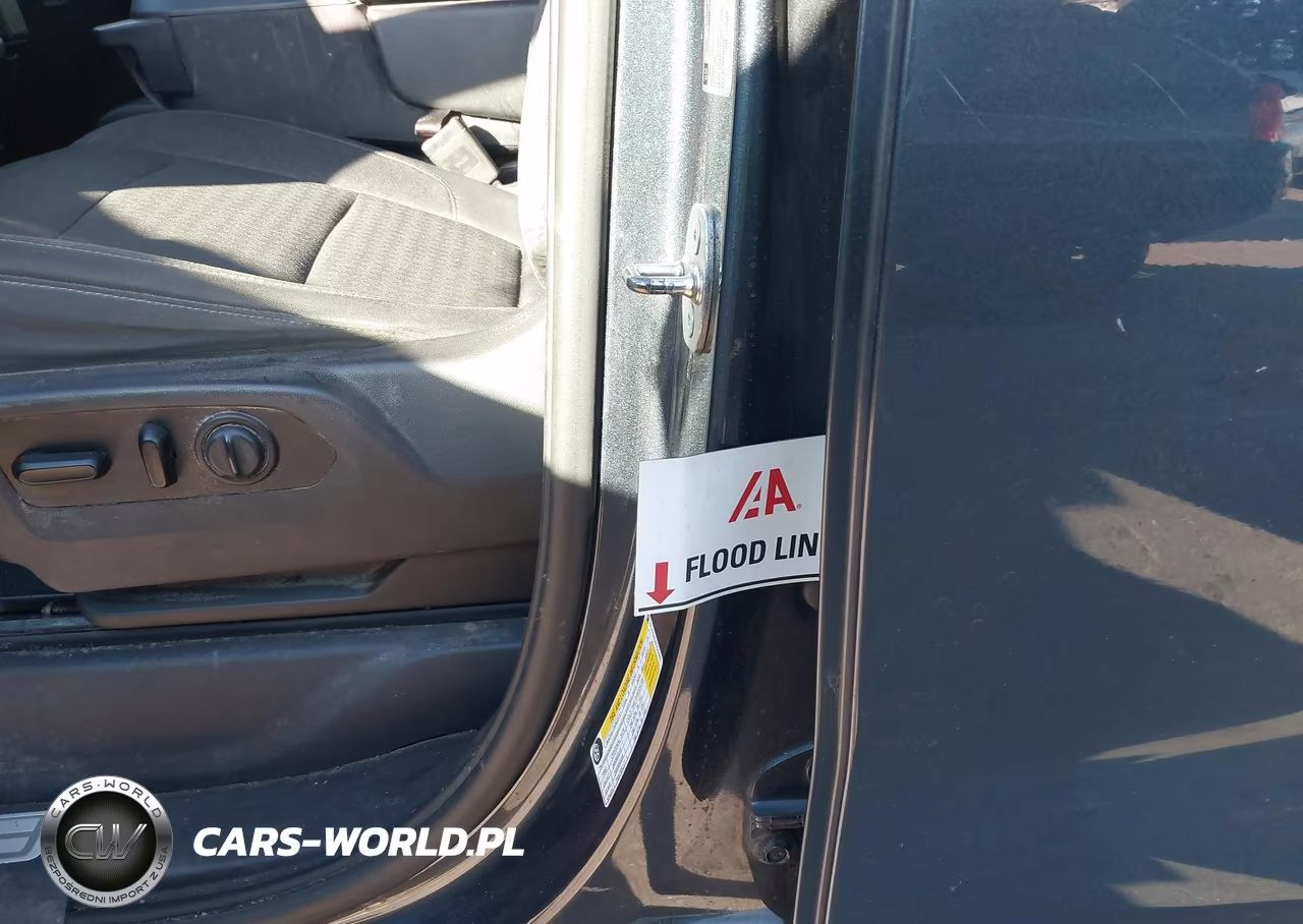 2019 Chevrolet Silverado 1500 Lt VIN:1GCRYDED4KZ264470 - 6
