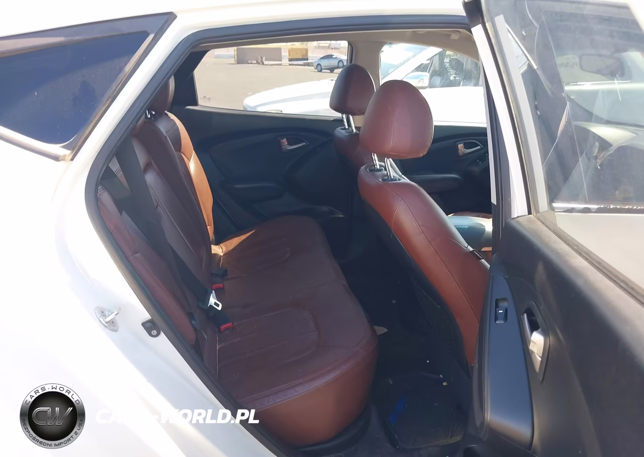2010 Hyundai Tucson Limited VIN:KM8JUCAC1AU064489 - 8