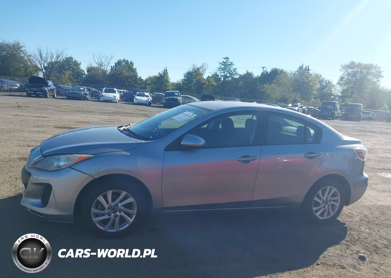 2013 Mazda Mazda3 I Touring VIN:JM1BL1V71D1814086 - 13