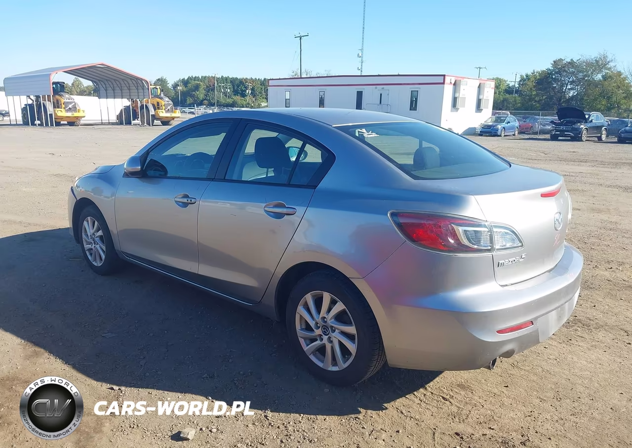 2013 Mazda Mazda3 I Touring VIN:JM1BL1V71D1814086 - 3