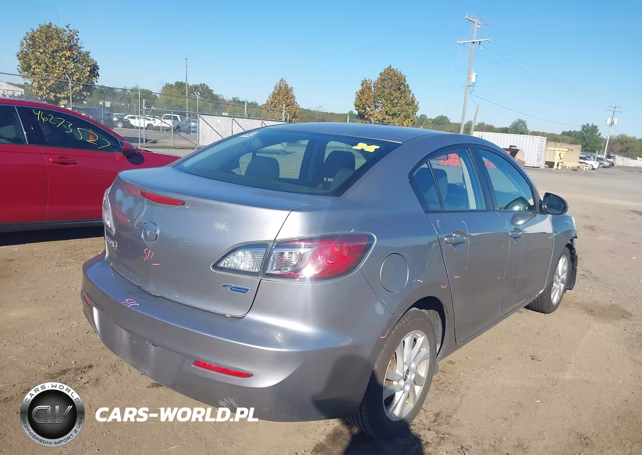 2013 Mazda Mazda3 I Touring VIN:JM1BL1V71D1814086 - 4