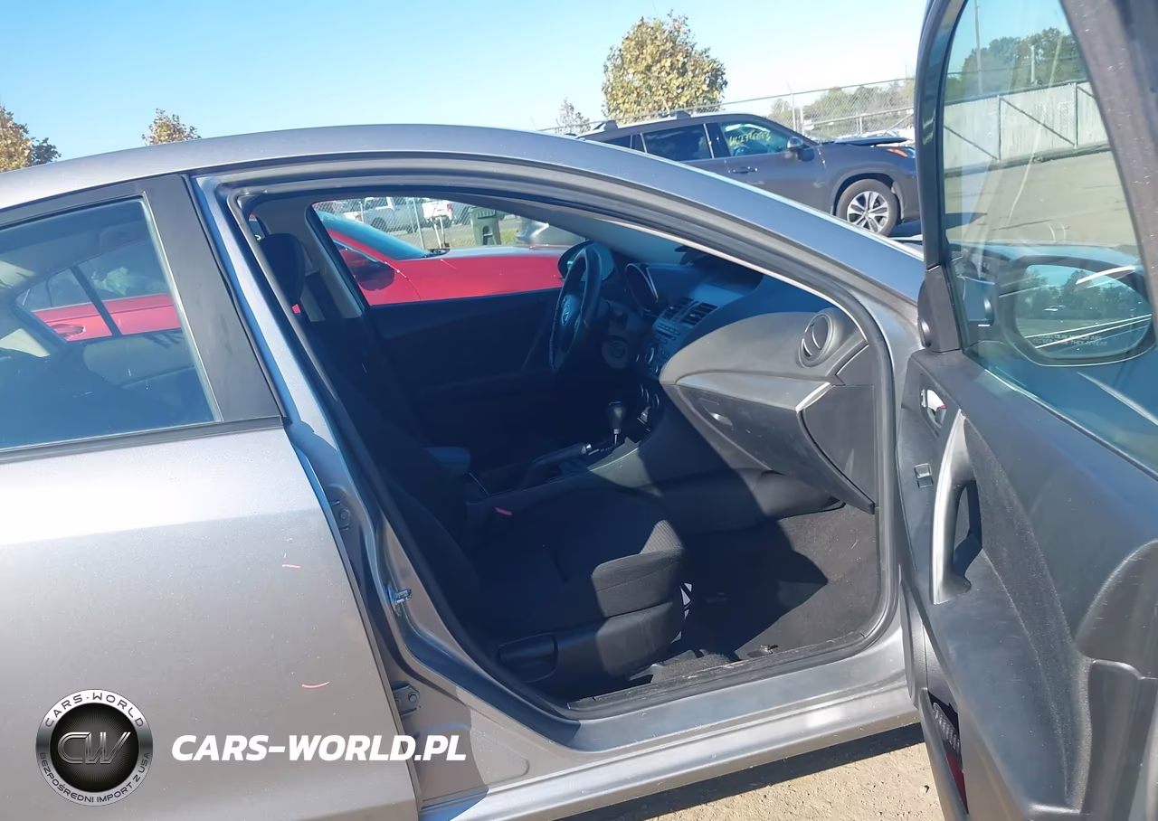 2013 Mazda Mazda3 I Touring VIN:JM1BL1V71D1814086 - 5