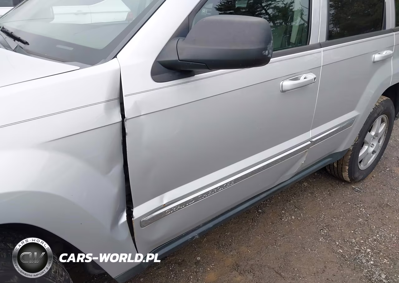2010 Jeep Grand Cherokee Laredo VIN:1J4PR4GK1AC153371 - 6