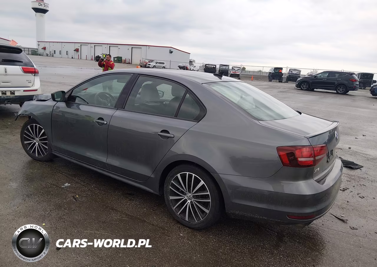 2017 Volkswagen Jetta 1.8T Sport VIN:3VWD17AJ0HM301632 - 3