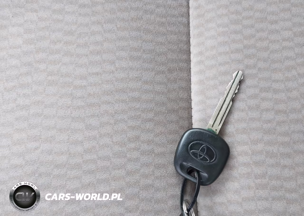 2007 Toyota Corolla Le VIN:2T1BR30E77C810348 - 11