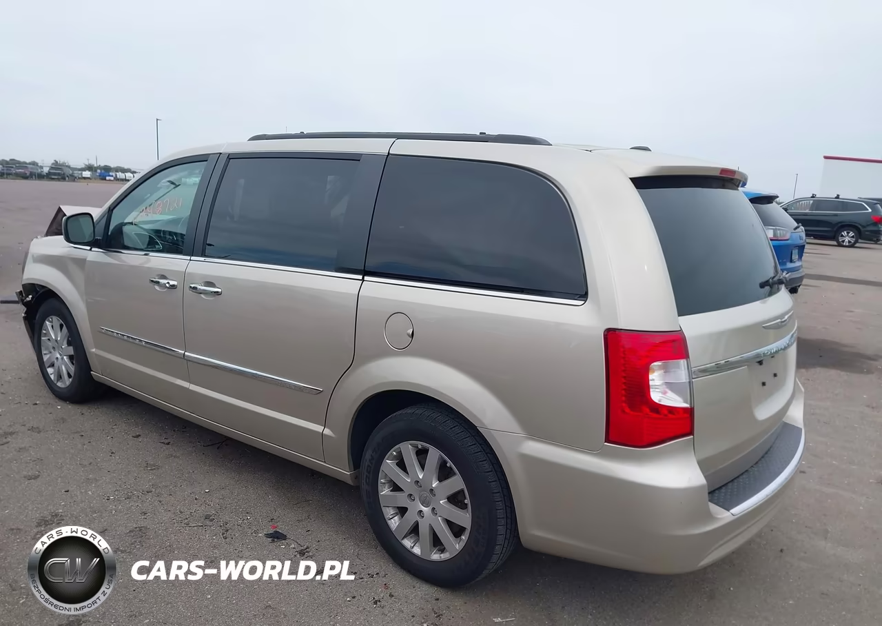 2016 Chrysler Town & Country Touring VIN:2C4RC1BG8GR261522 - 3