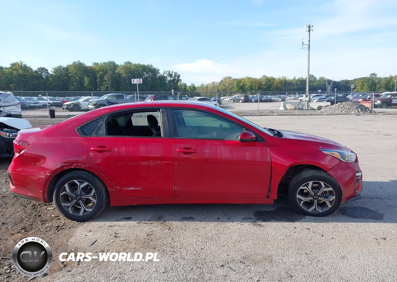2019 Kia Forte Lxs VIN:3KPF24AD3KE132001 - 12