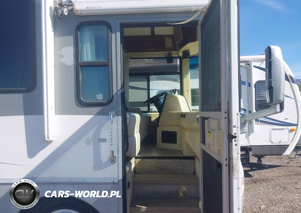 2003 Freightliner Chassis X Line Motor Home VIN:4UZAAHAKX3CL69446 - 5